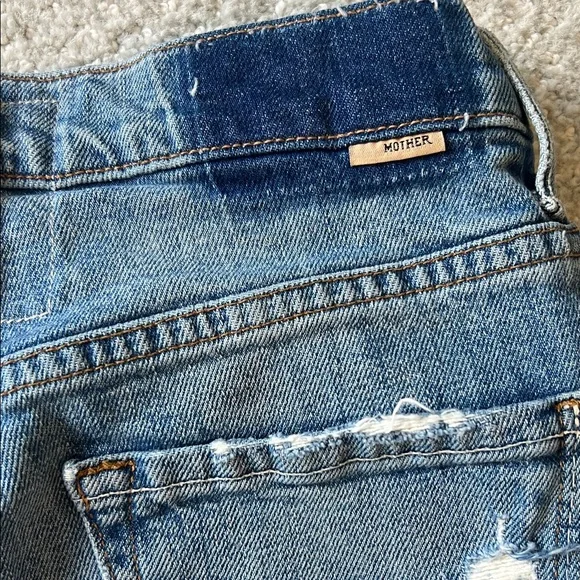 MOTHER Blue Distressed Ankle Length Jeans - Picture 3 of 8